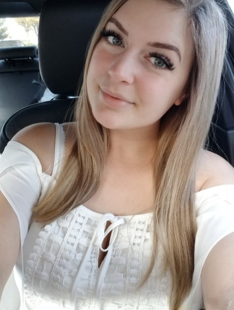 Big boobed amateur Danielle gets cum on face after taking nude selfies